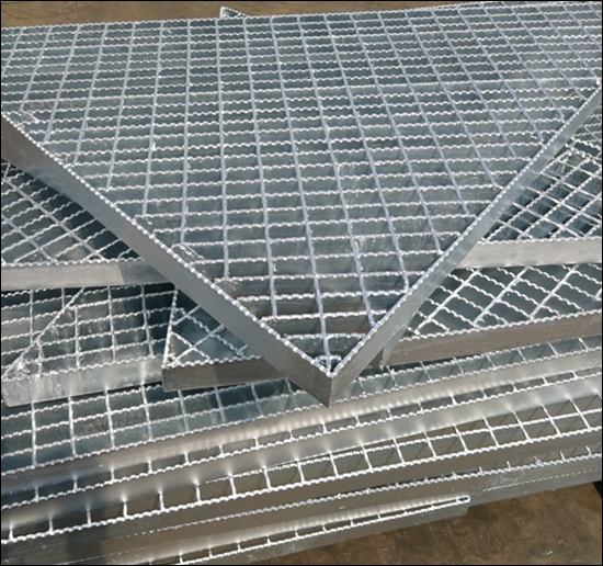 32 X 5mm Steel Walkway Grating , Flat Hot Dipped Galvanised Steel